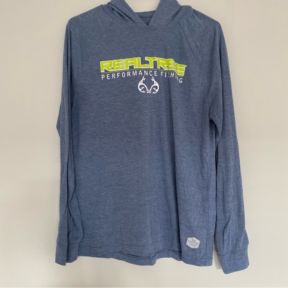 Realtree Men’s Long Sleeve Hooded Fishing Shirt
